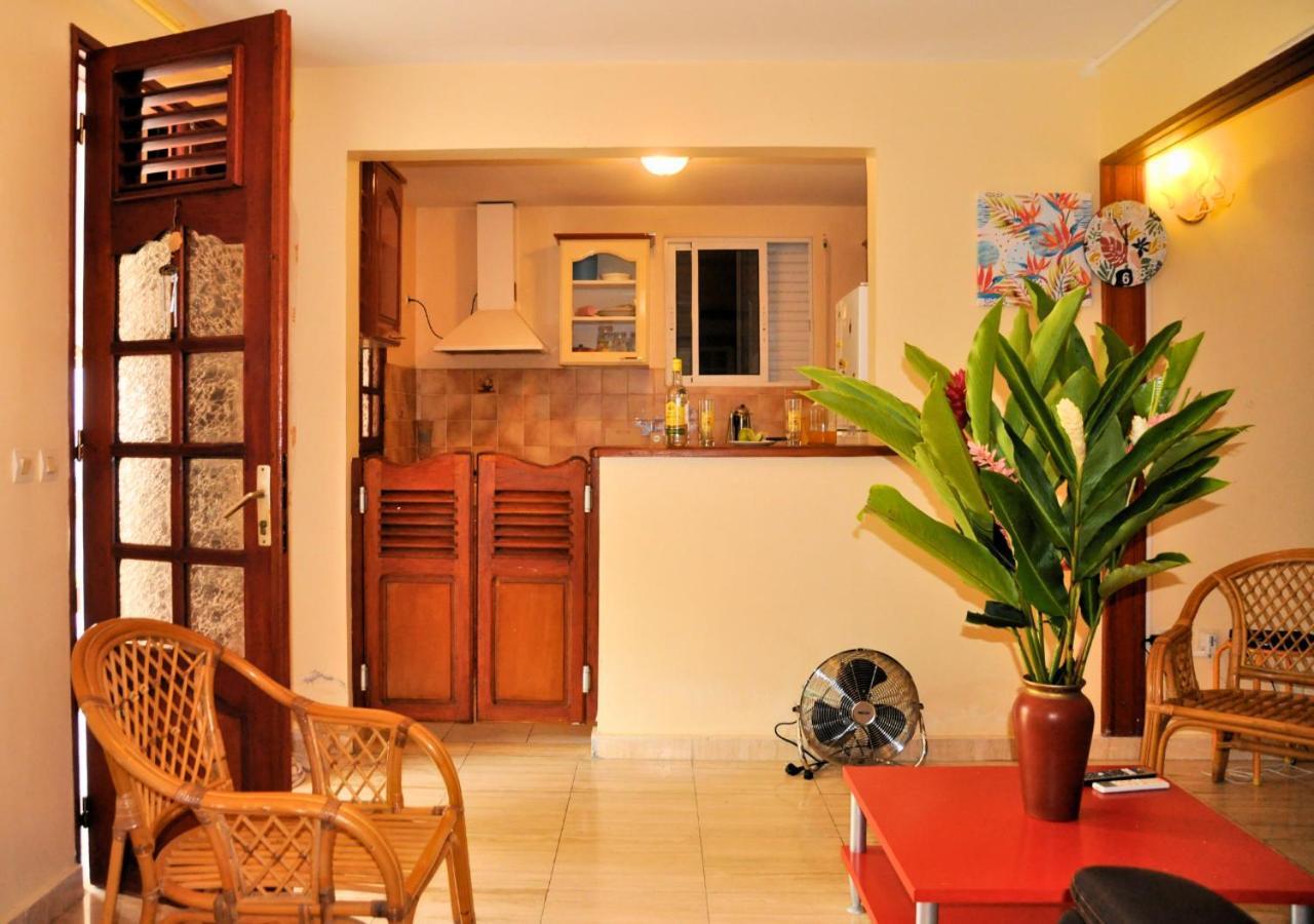 Ferienwohnung L'Escapade Soufriere Saint-Claude Exterior foto